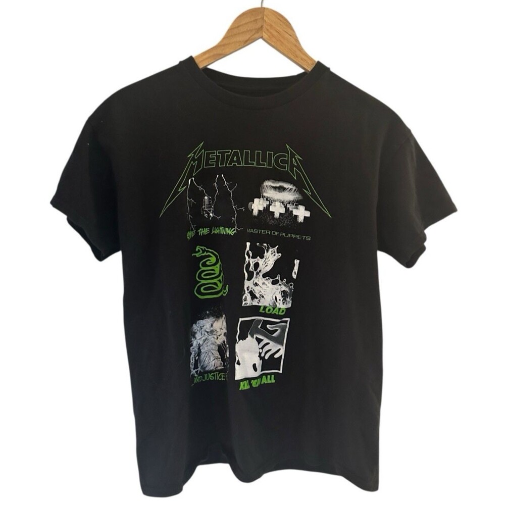 Metallica Band T Shirt Mens XS Black Graphic Tee Ride the Lightning Load Vintage
